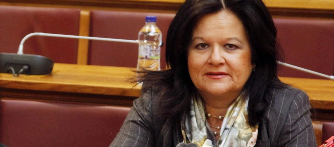 Χαρά Καφαντάρη: Προσπάθησε να συνδέσει τις πυρκαγιές στην Αυστραλία με τη δολοφονία Σουλεϊμανί